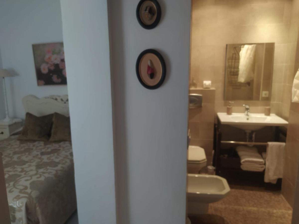 Atico Muy Luminoso En El Casco Antiguo Apartment Kordoba Bagian luar foto